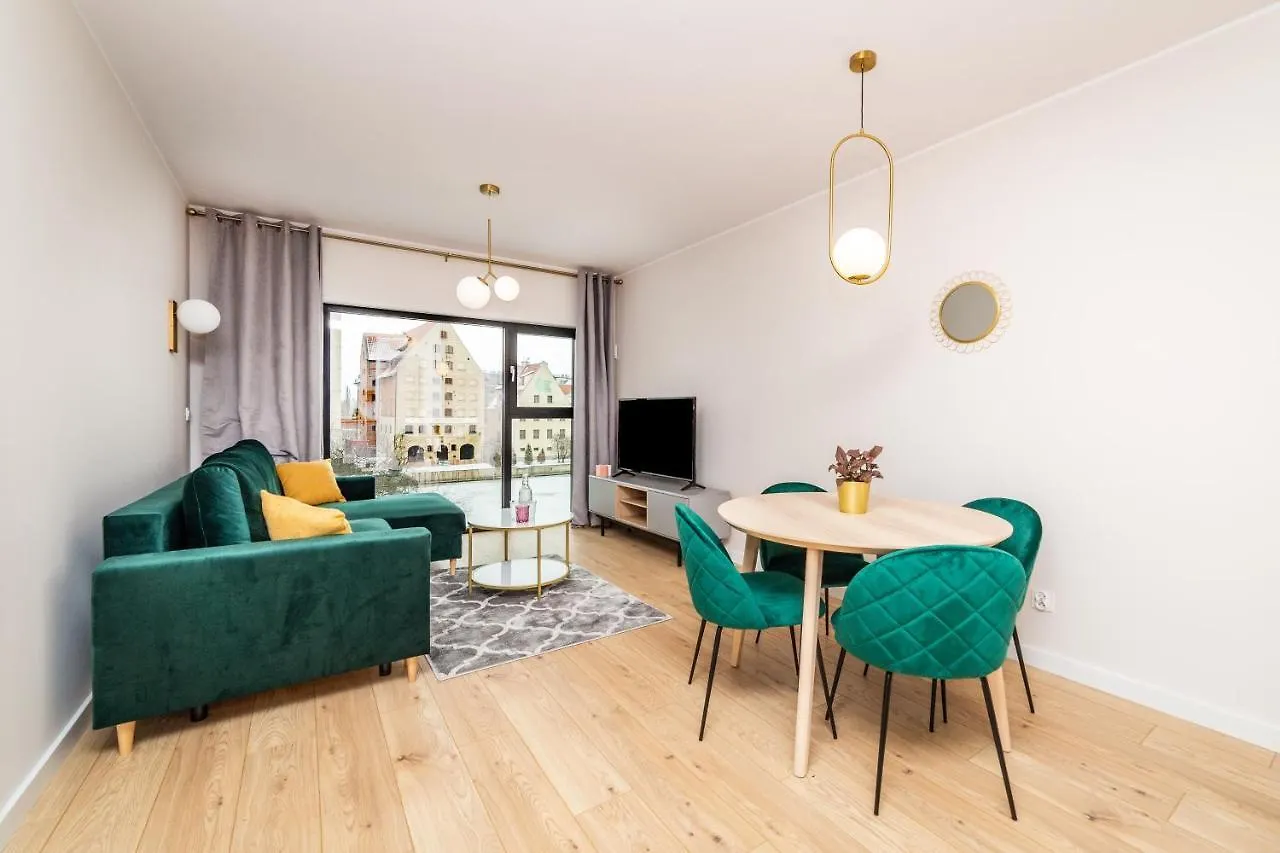 Pobookowane River View Apartments Гданьск