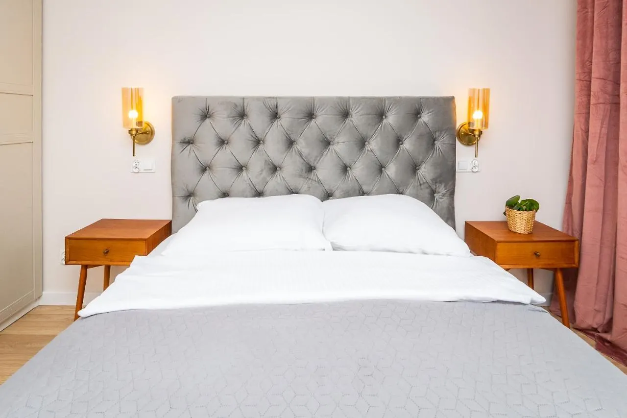 Pobookowane River View Apartments Гданьск